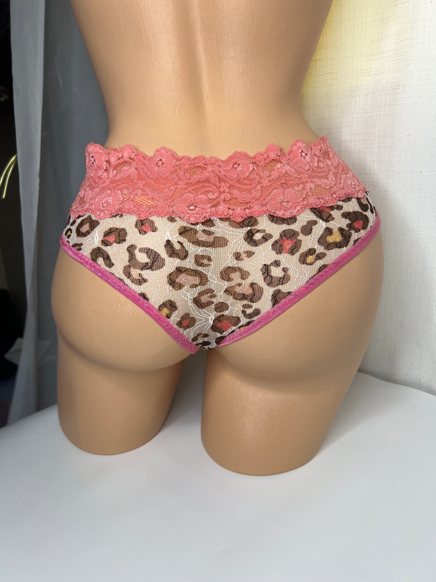 Lace Underwear M